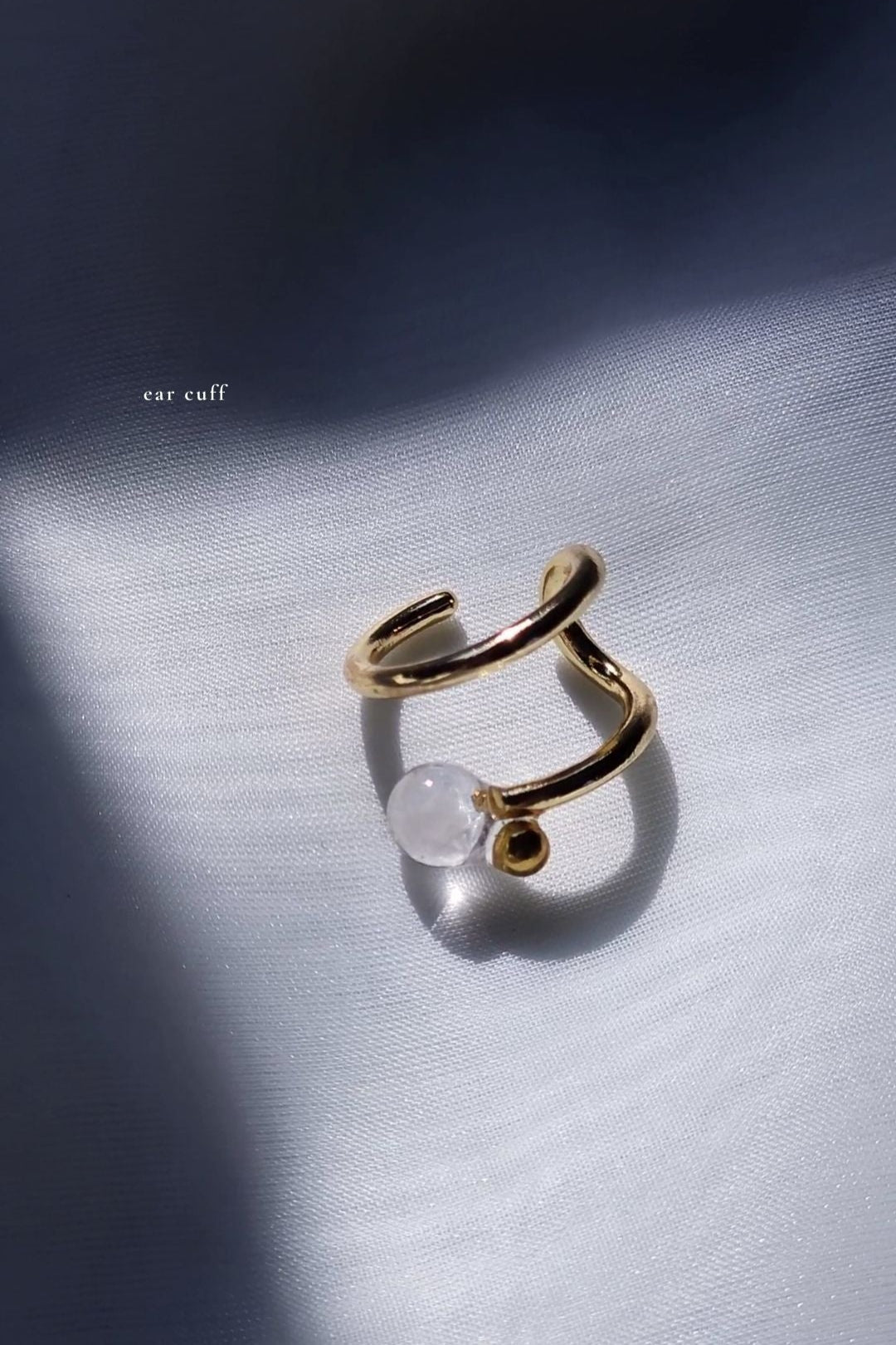 REI gold / multiway ear cuff & ring