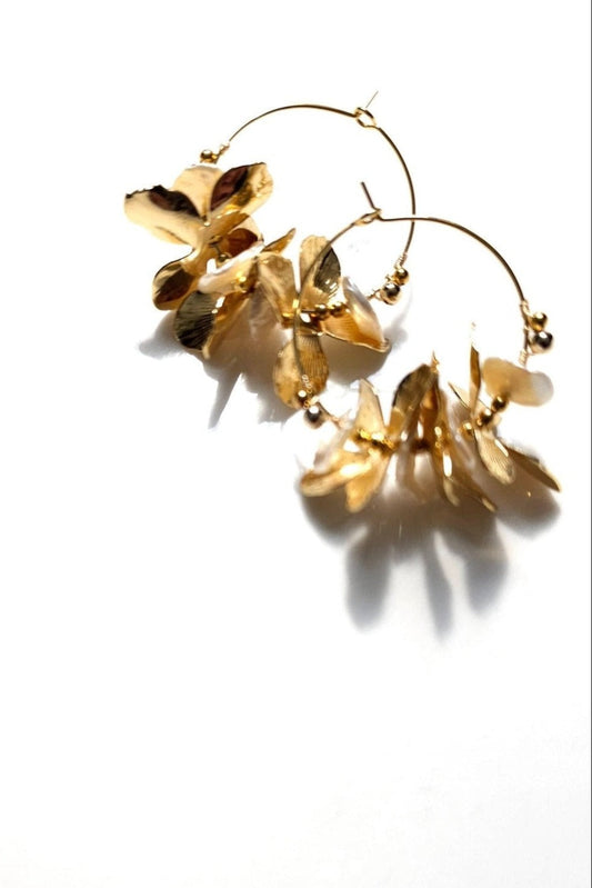 Kakan Small Gold Hoops with Freshwater Pearl Floral Earrings Front2