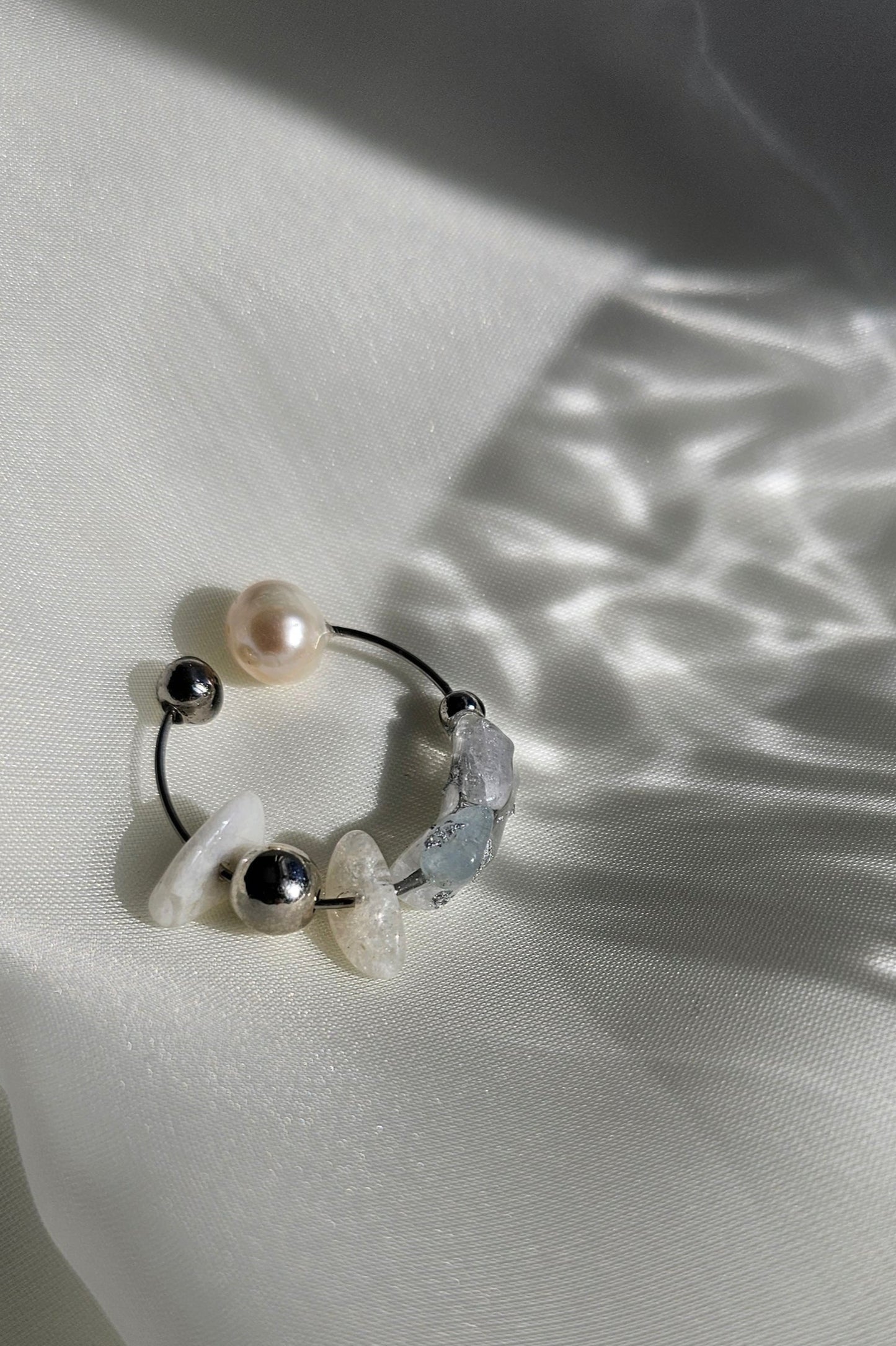 KOORI - grey / ring & ear cuff