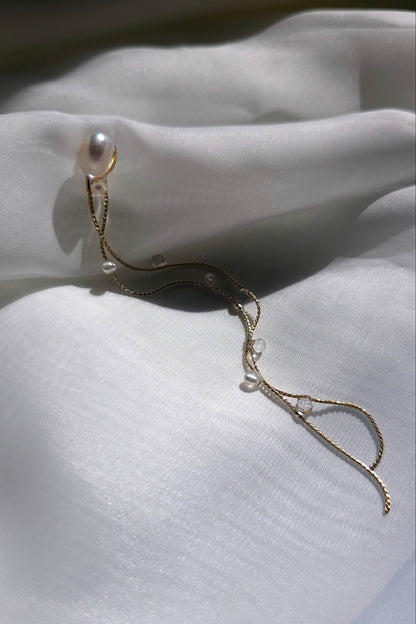 HISEN Aqua multiway drop earring with natural keshi pearls and clear elements, inspired by cascading waterfalls.