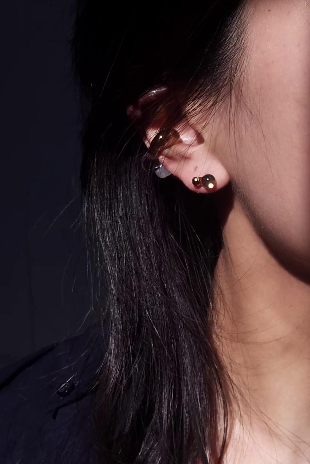REI gold / reversible ear cuff