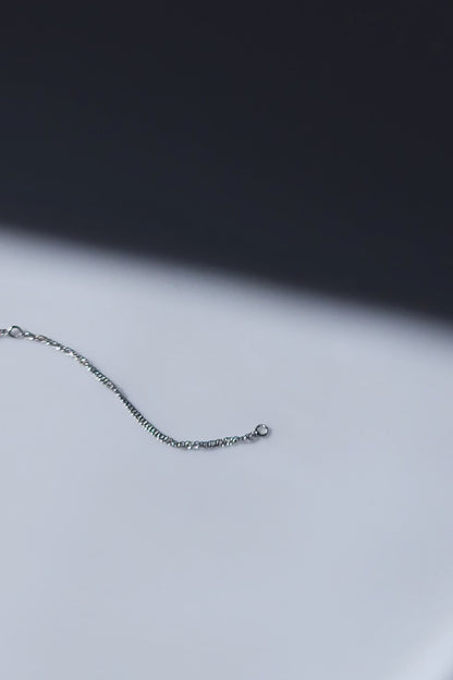 YOI / chain ear cuff