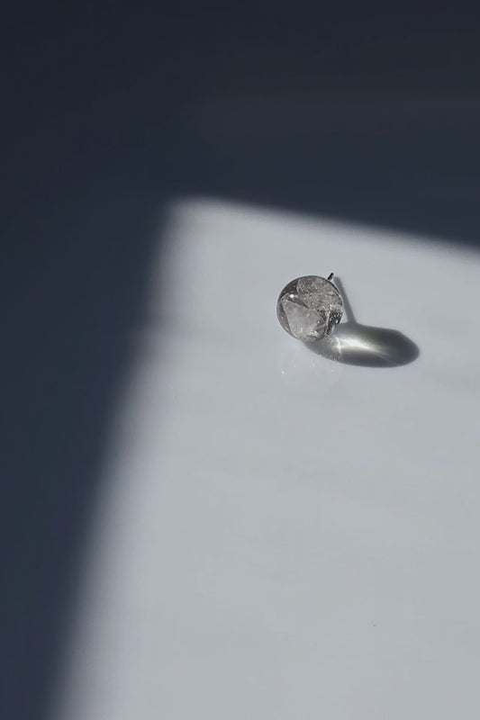REI silver / stud
