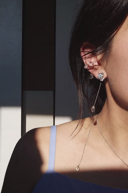 Model showcasing the mix & match ideas, featuring blue-grey tone, NAMI series, and melting ice in silver, REI silver series.