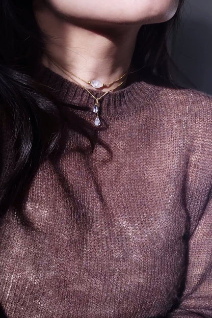 REI gold / sculpted necklace