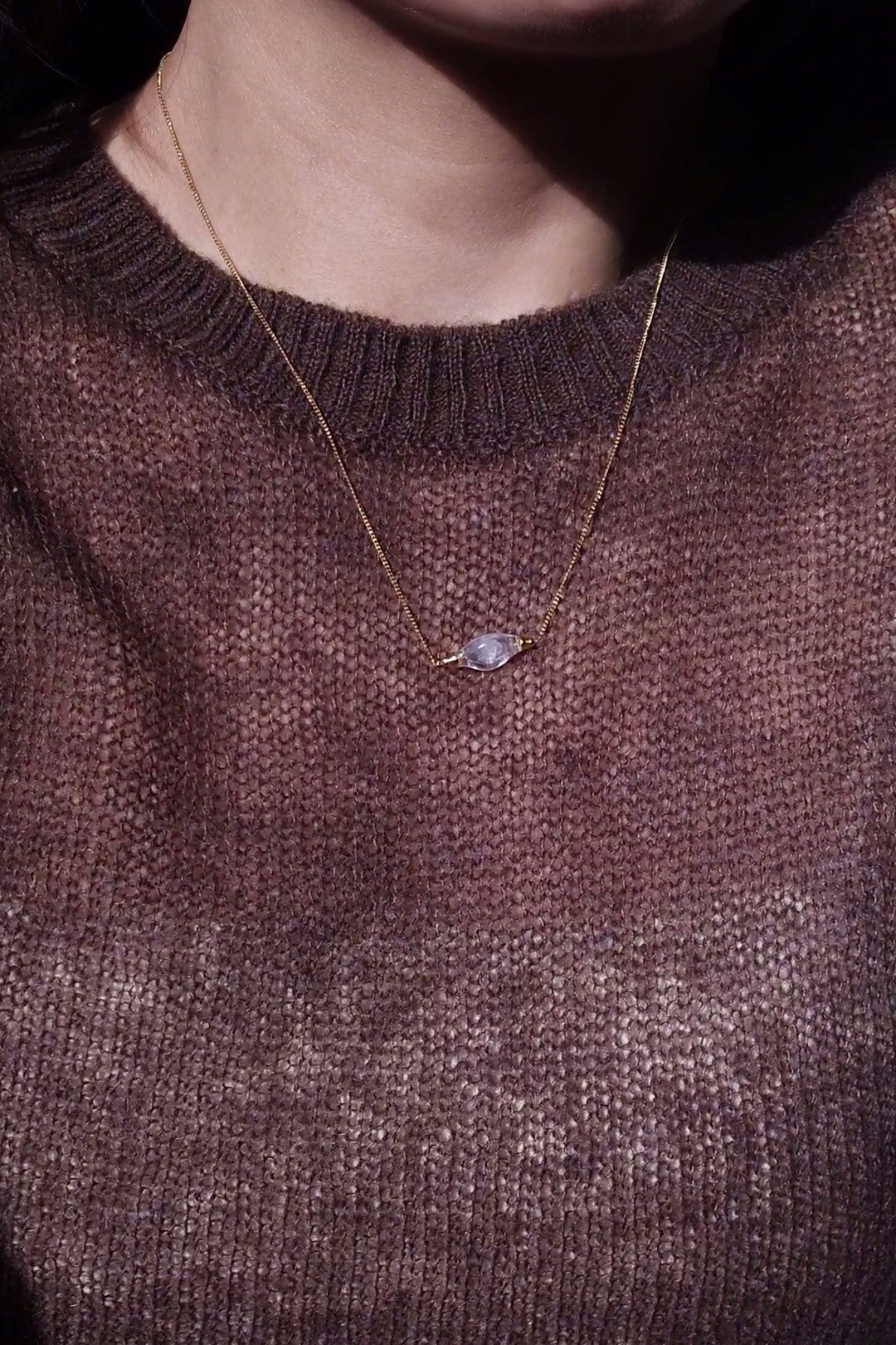 REI gold / sculpted necklace