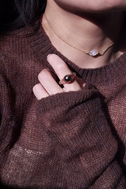 REI gold / sculpted necklace