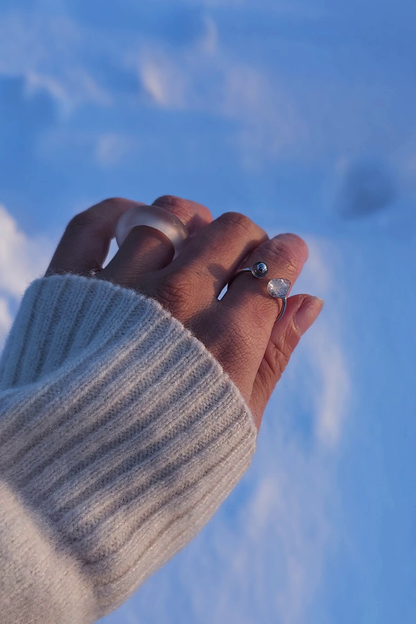 REI silver / open ring