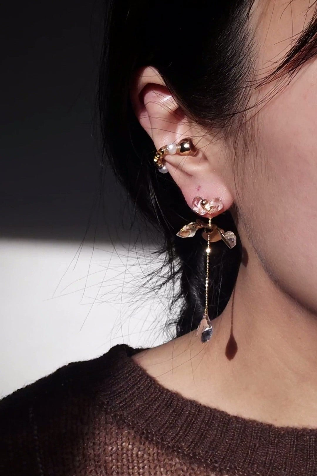 RYU gold / reversible ear cuff