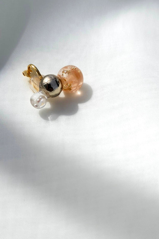 TSUBU mini orange / ear climber