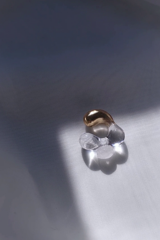 REI gold / reversible ear cuff