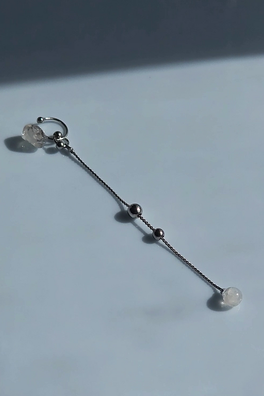 REI silver / chain ear cuff