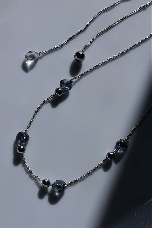 YOI / station necklace