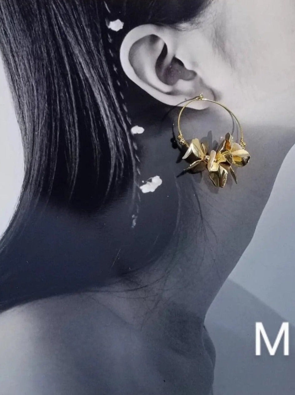 Kakan Medium Gold Hoops Freshwater Pearl Floral Earrings Model2